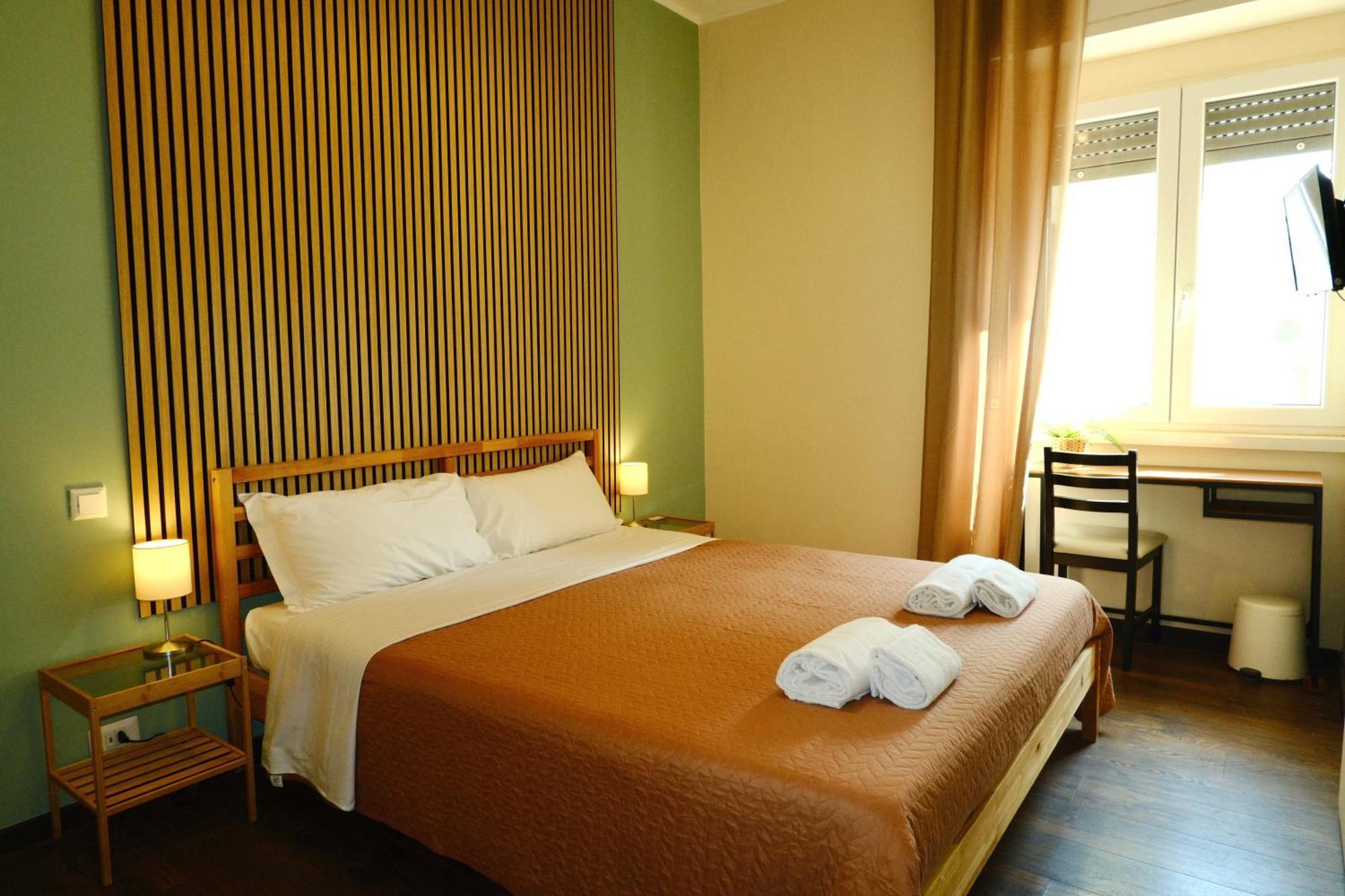 Double Room Private Bathroom